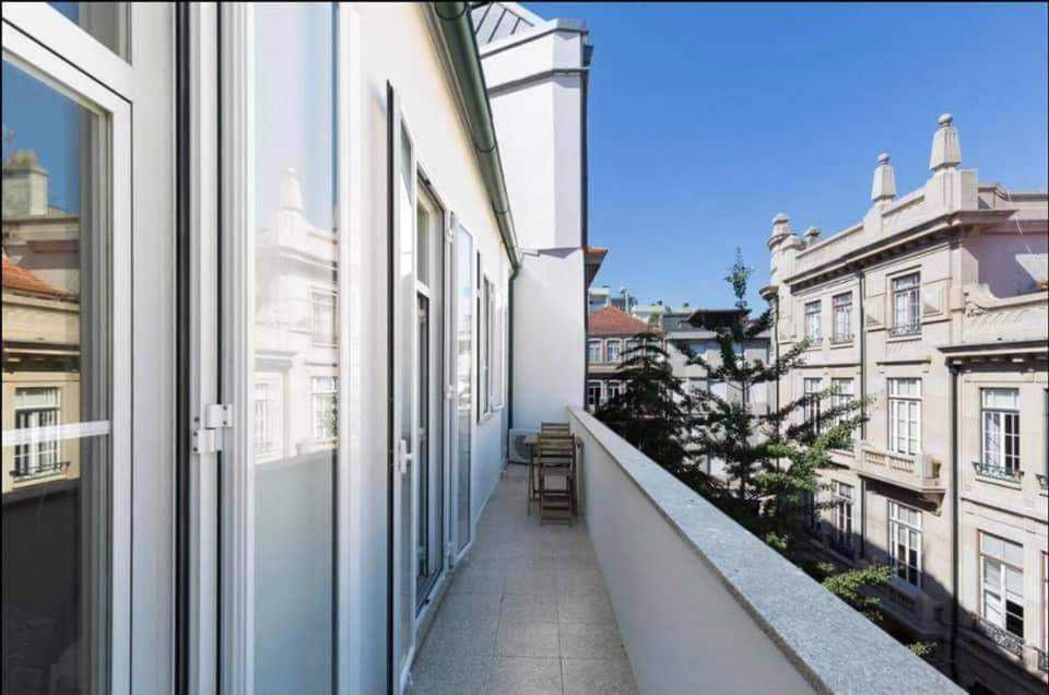 Apt Clerigos Centro Historico ปอร์โต ภายนอก รูปภาพ